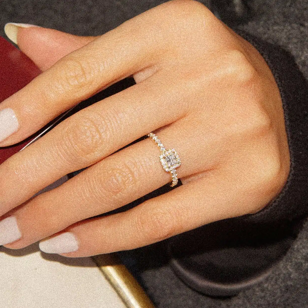 Oxford Square Cut Halo Ring Guld - Abelstedt Fingerringe